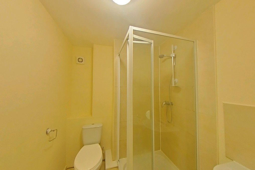 0908-5377-82b9-438f