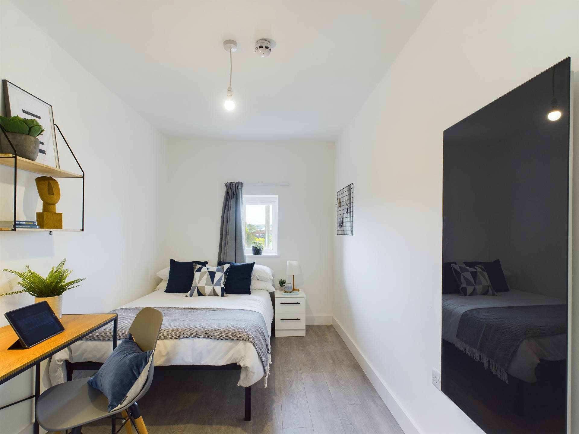 0908-6076-15bd-b97d
