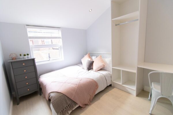 What to Pack (and What to Ditch) for Uni Life: The Ultimate Student Moving Checklist