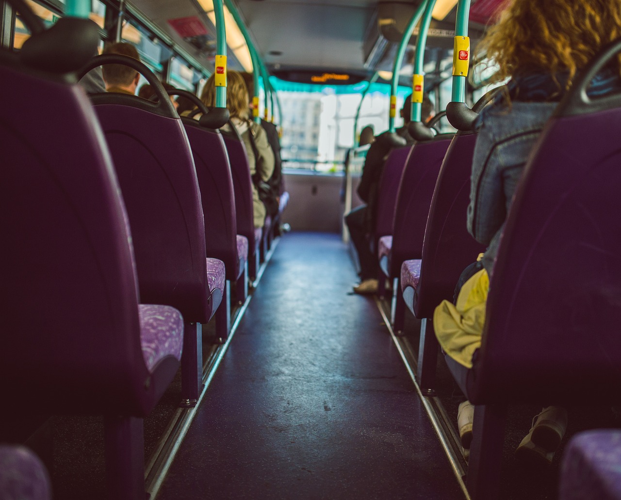 bus-923199_1280