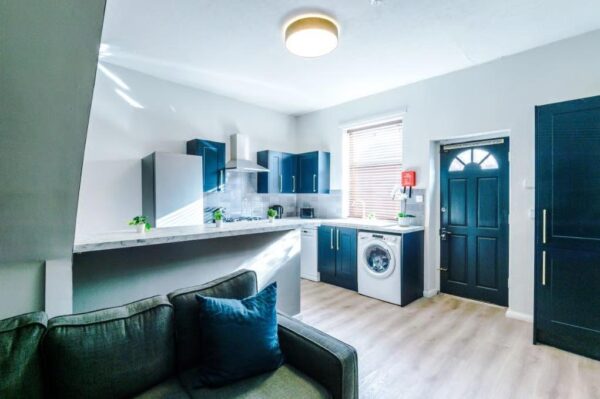A Parent’s Guide to Helping Your Child Settle into Private Accommodation