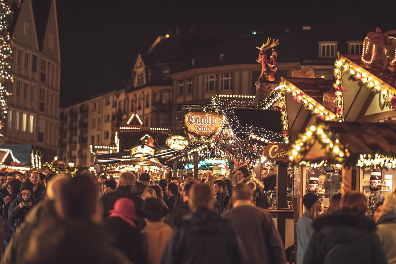 christmas-market-4705874_1280