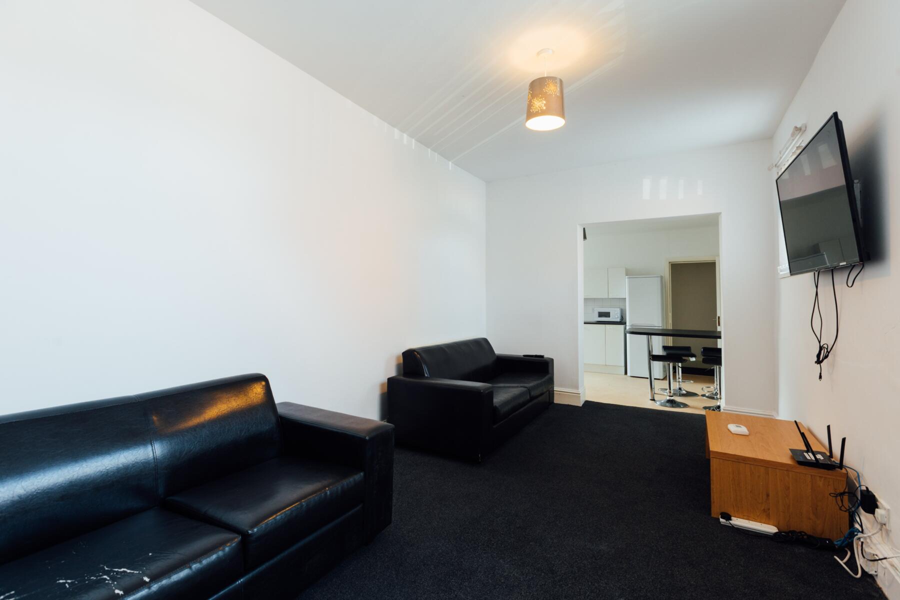 4 beds student accommodation in Hull · Available from 1st September 2024