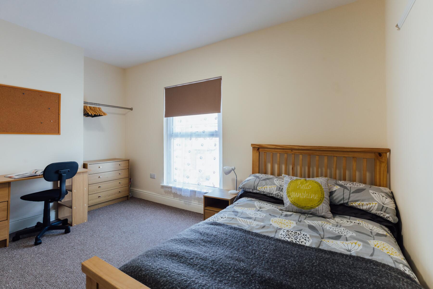 3 beds student accommodation in Hull · Available from 1st September 2024