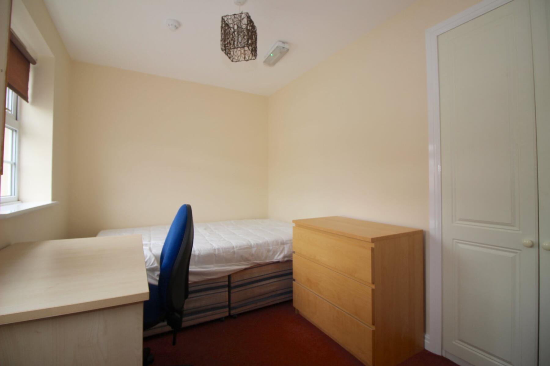 6 beds student accommodation in Loughborough · Available from 8th July 2024