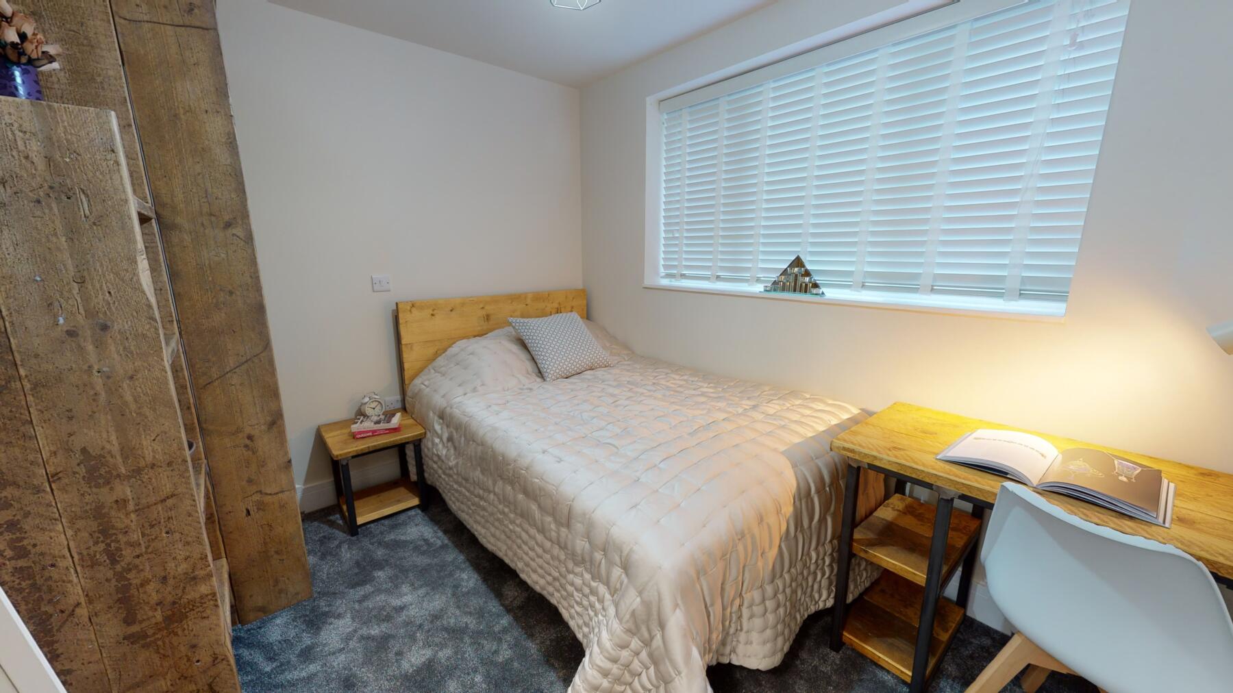 5 beds student accommodation in Birmingham · Available from 2nd September 2024