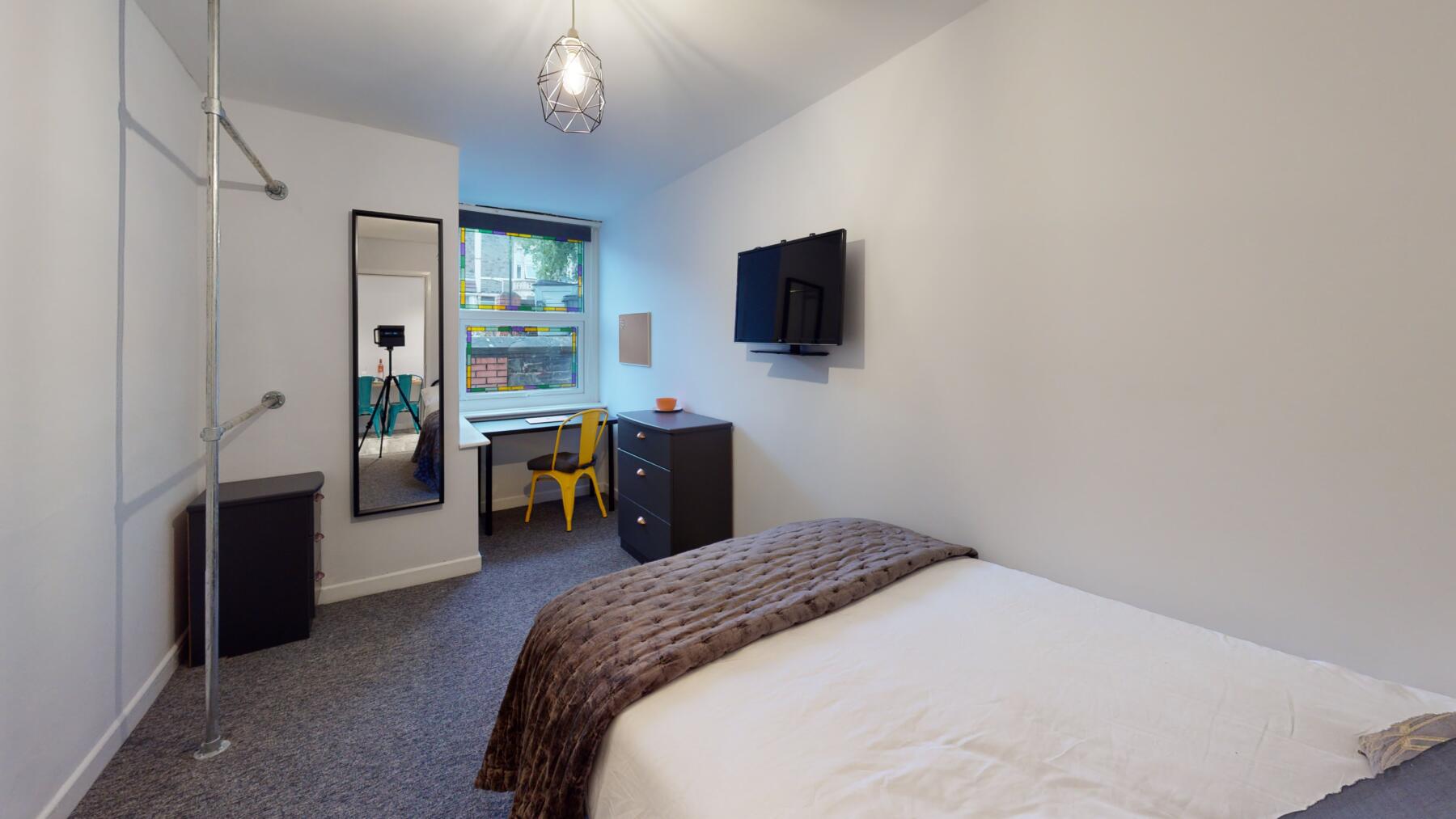 3 beds student accommodation in Bristol · Available from 22nd August 2024