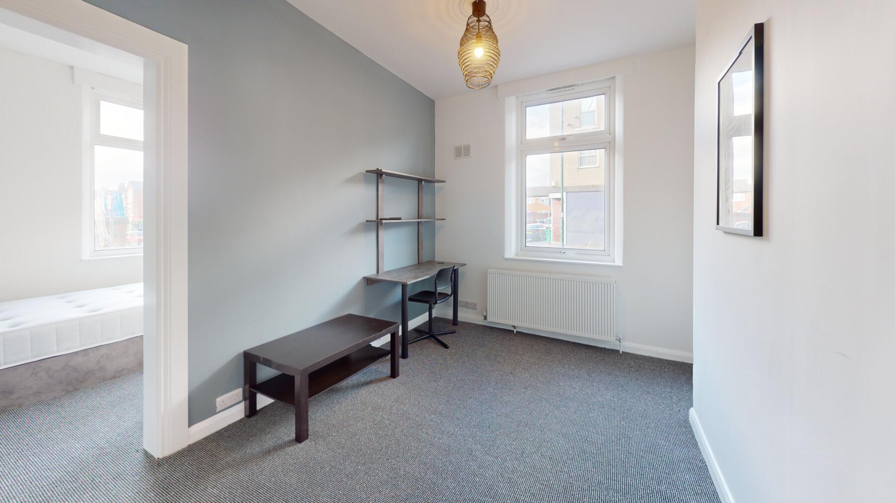 4 beds student accommodation in Nottingham · Available from 15th July 2024