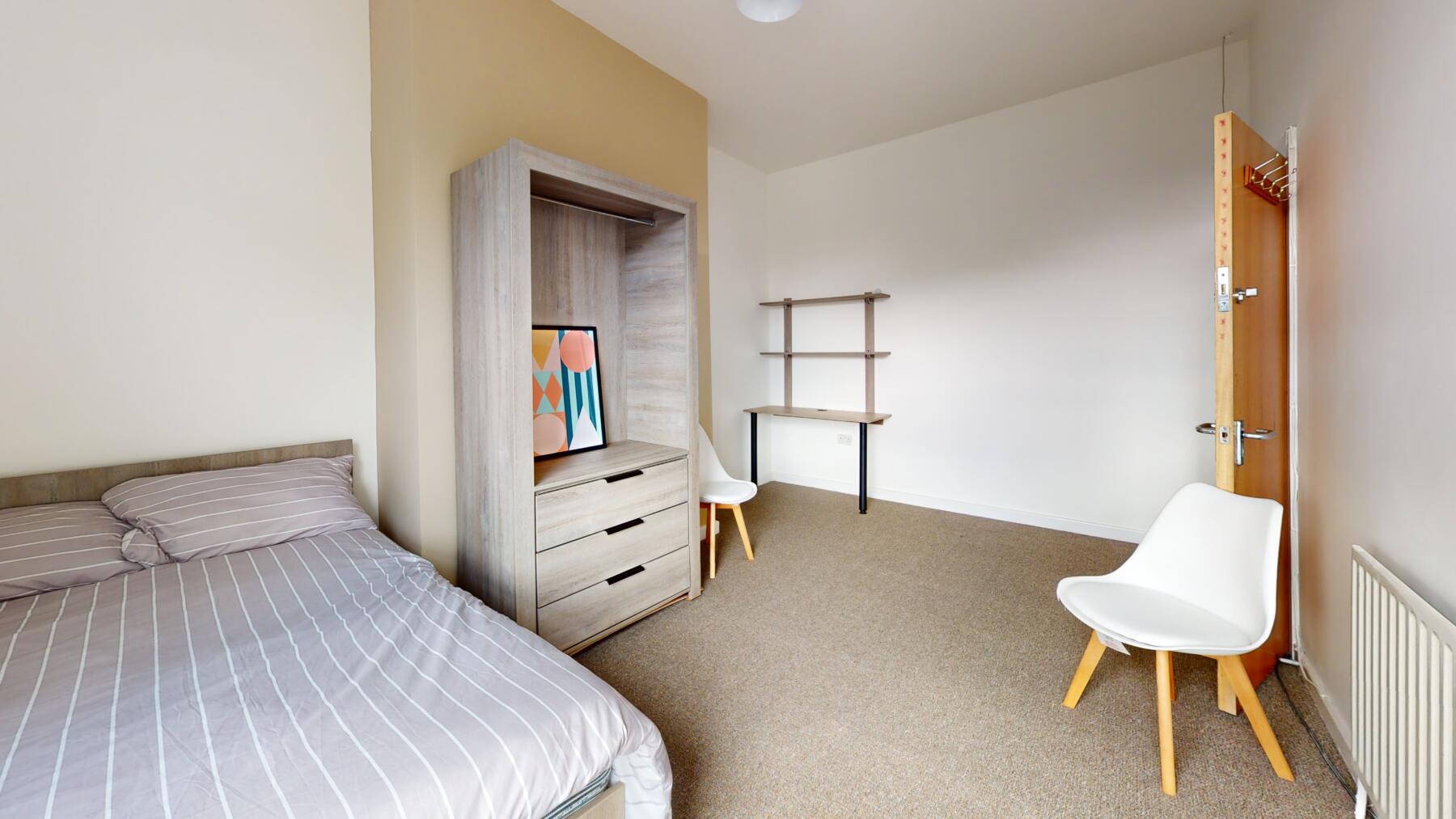 4 beds student accommodation in Leeds · Available from 1st September 2024