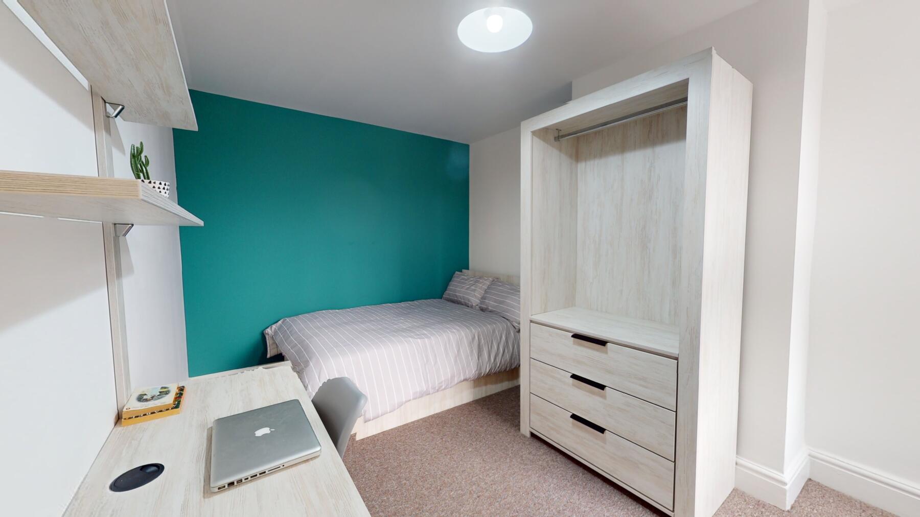 6 beds student accommodation in Manchester · Available from 2nd August 2024