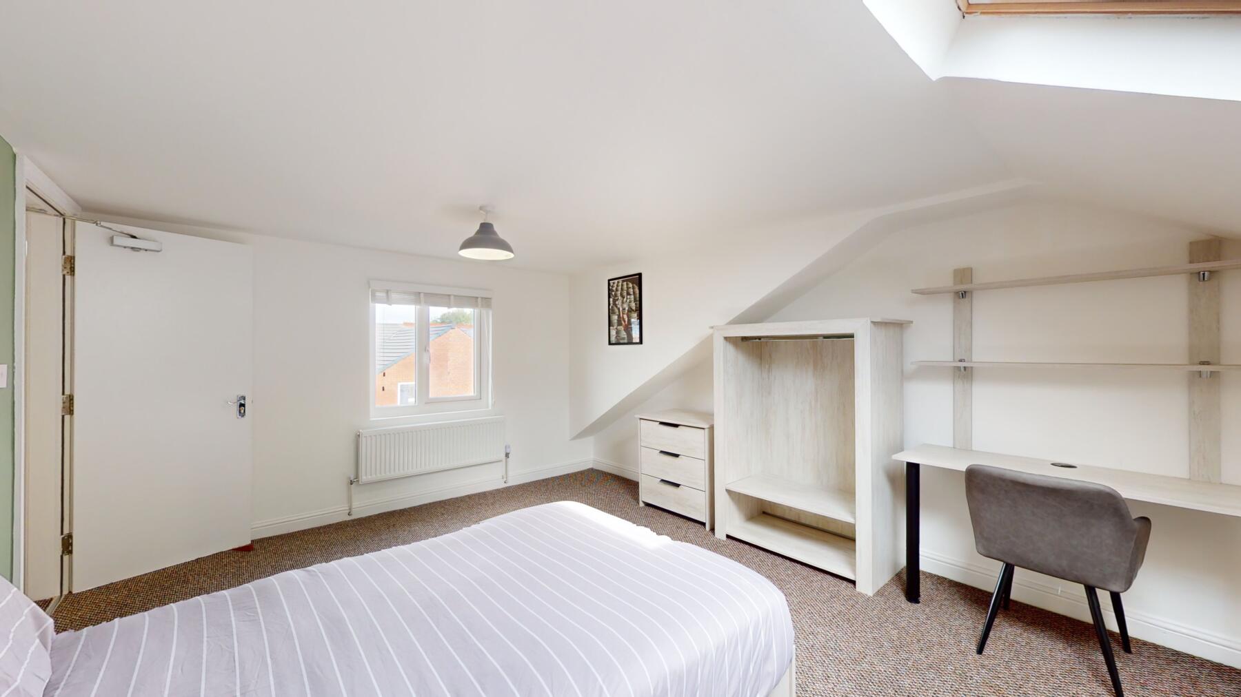 6 beds student accommodation in Manchester · Available from 2nd July 2024