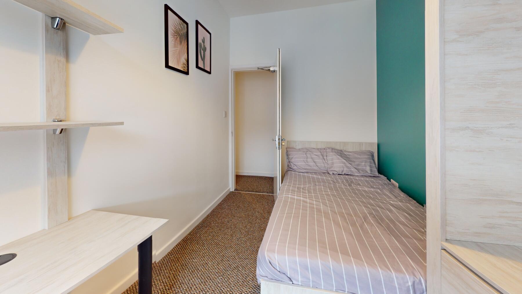 5 beds student accommodation in Manchester · Available from 1st September 2024