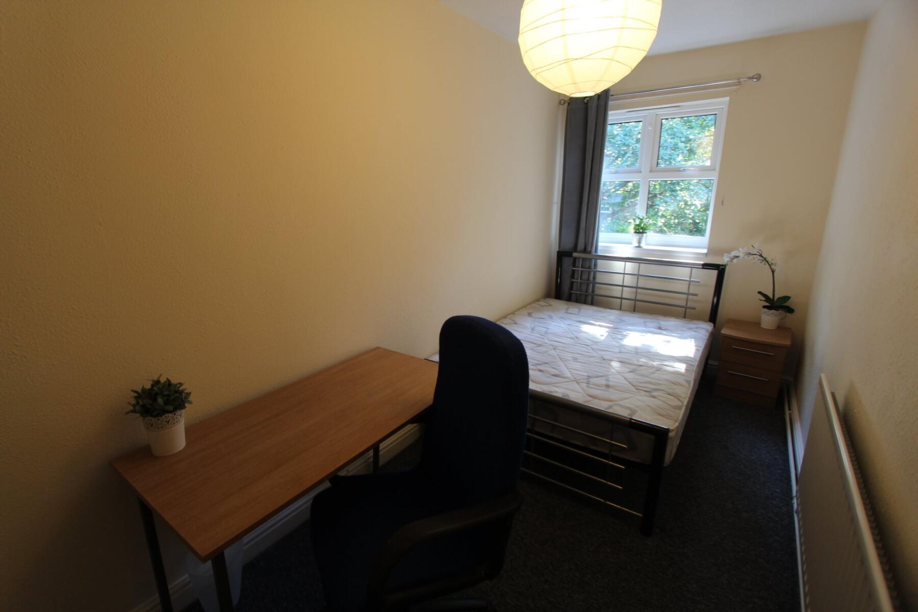 3 beds student accommodation in Manchester · Available from 2nd August 2024