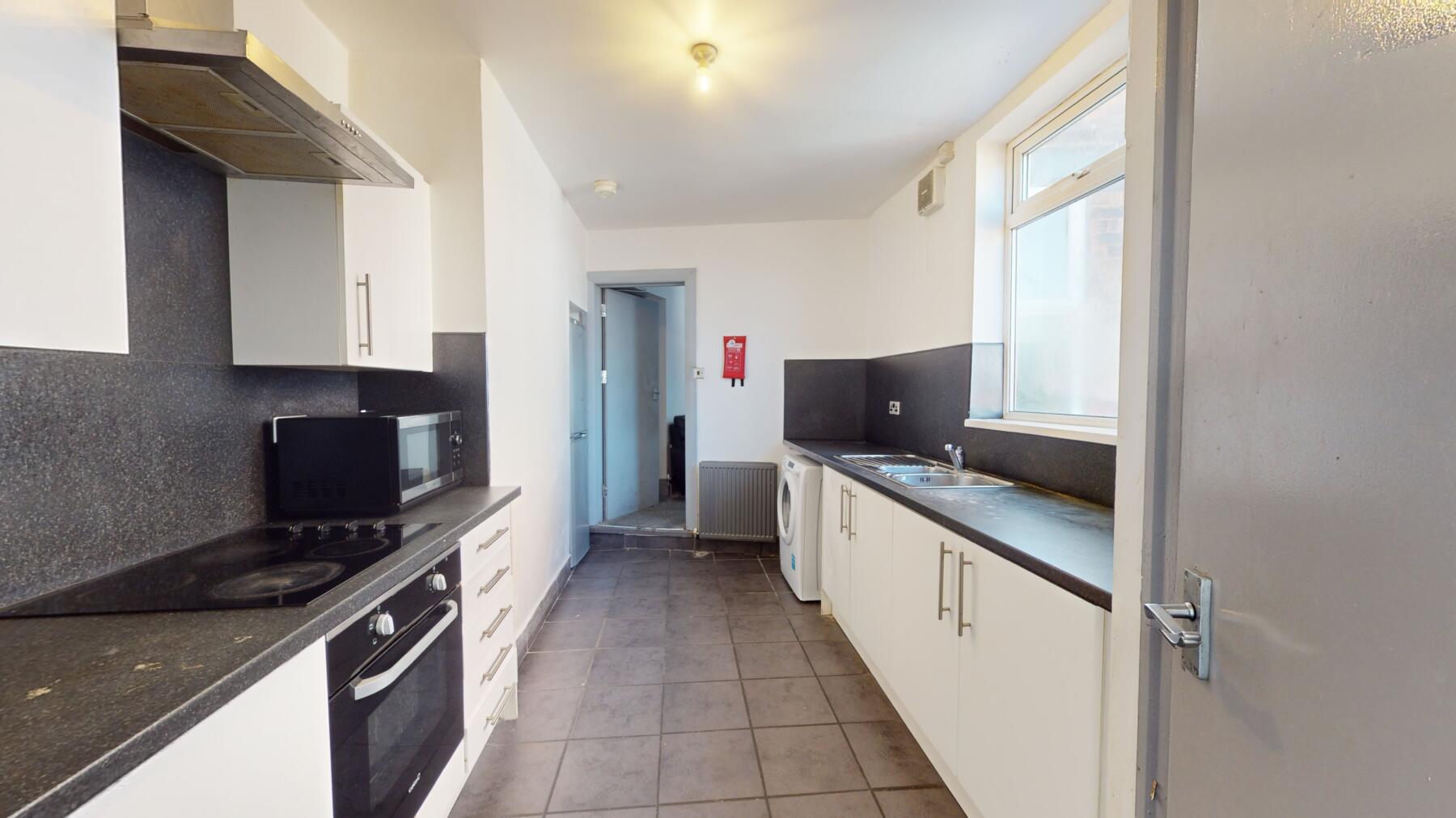 5 beds student accommodation in Hull · Available from 1st September 2024